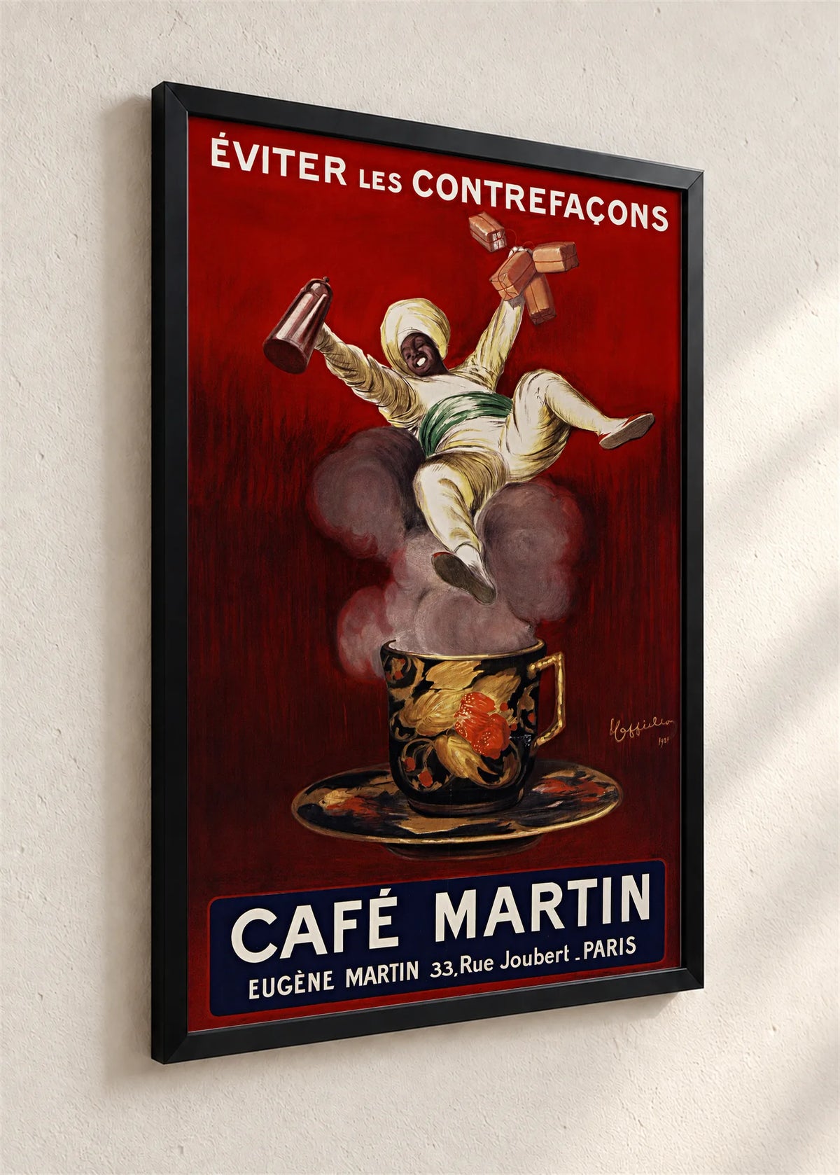 Café Martin, crni ram iz ugla