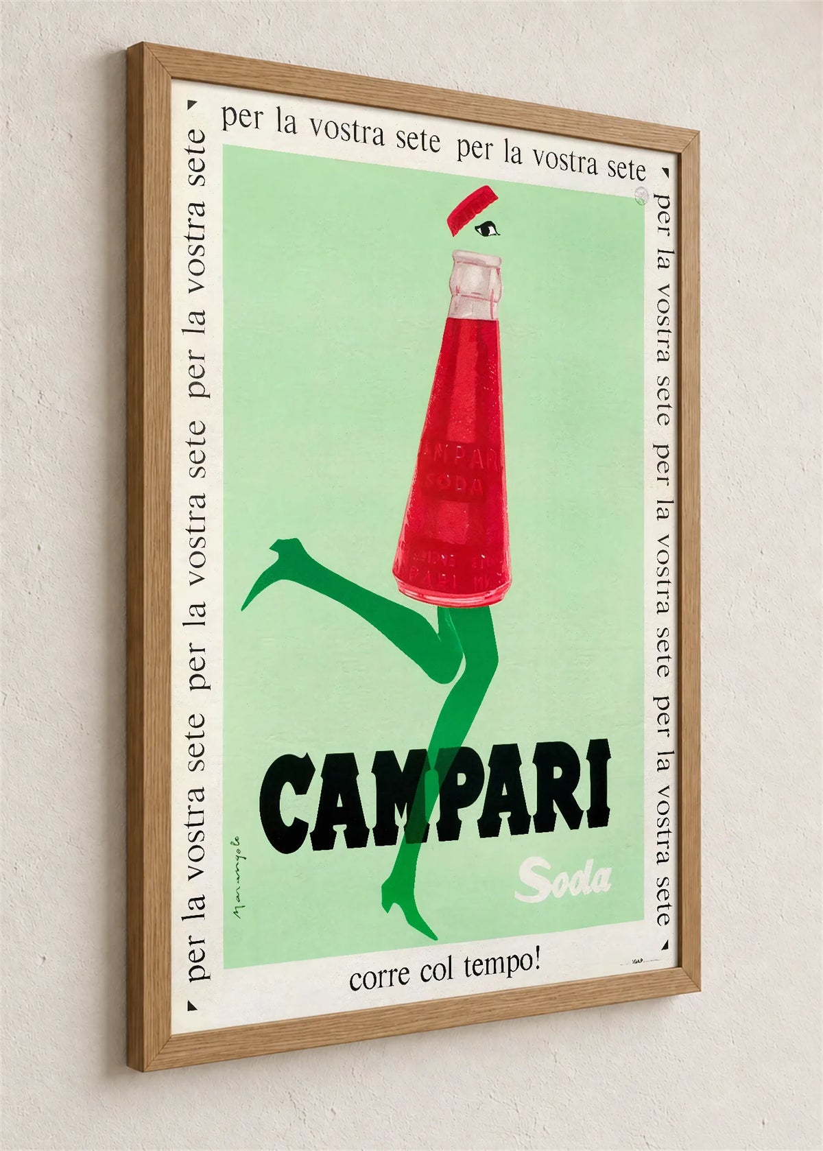 Campari Soda, braon ram iz ugla