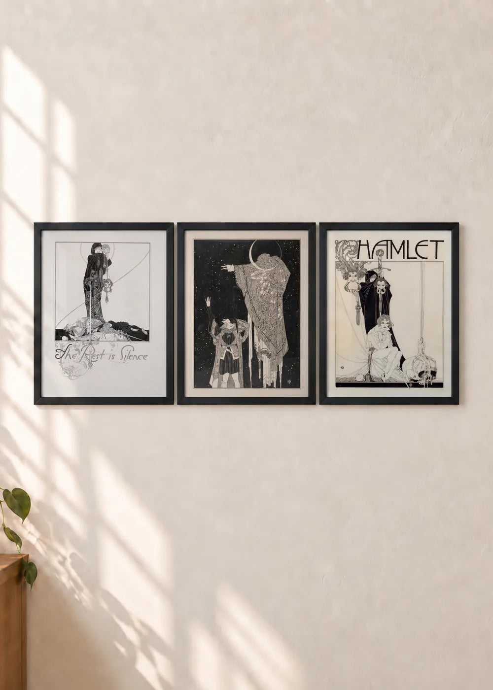 John Austen: Hamlet, set od 3 postera, ceo set u crnim ramovima