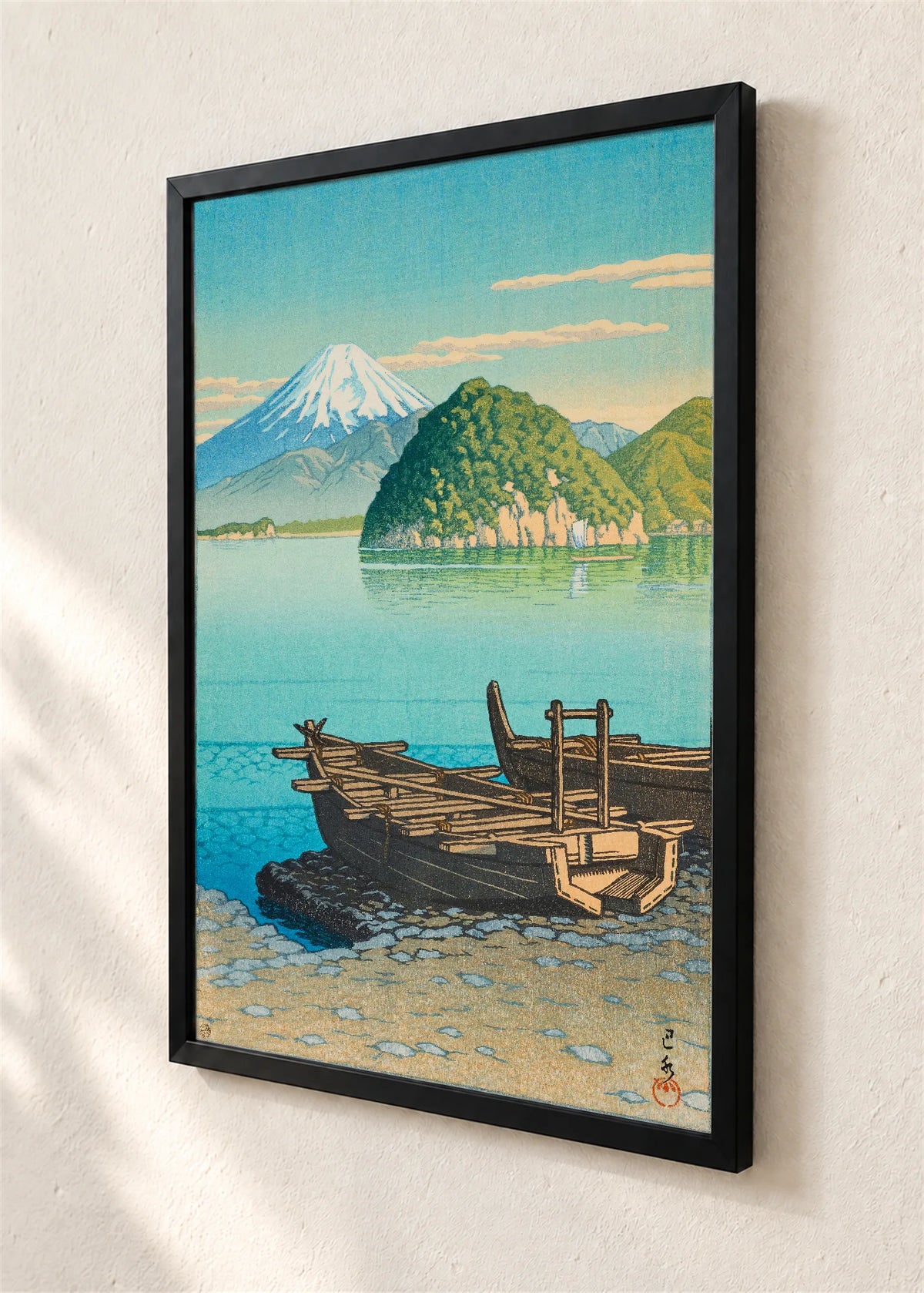 Čamci na obali ispod Fudžija, crni ram, detalj
