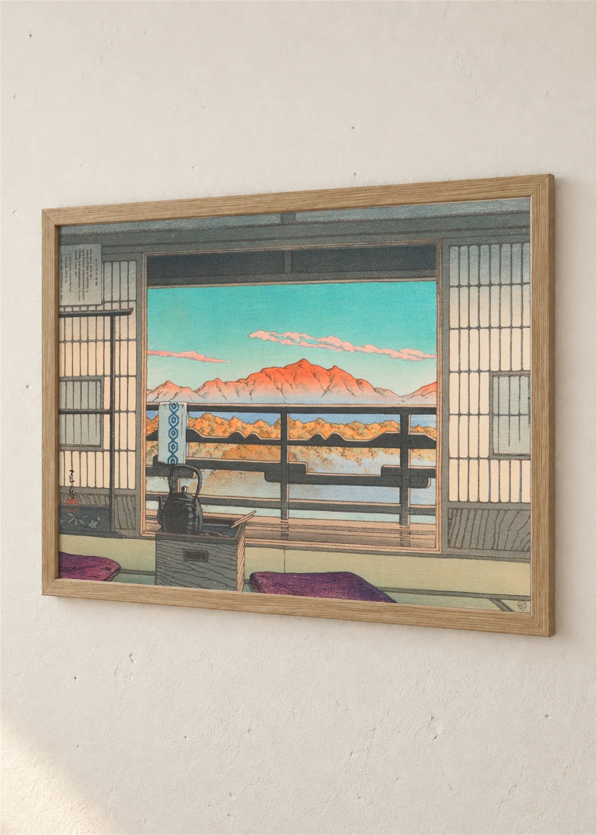 Pogled na planinu iz japanske sobe, braon ram, detalj