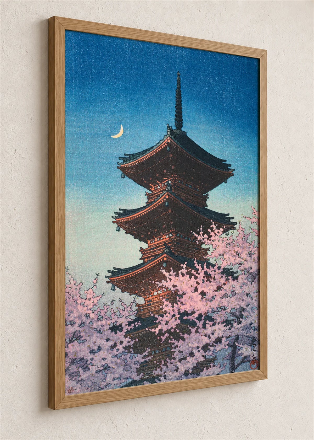 Pagoda, trešnje i mesec, braon ram iz ugla