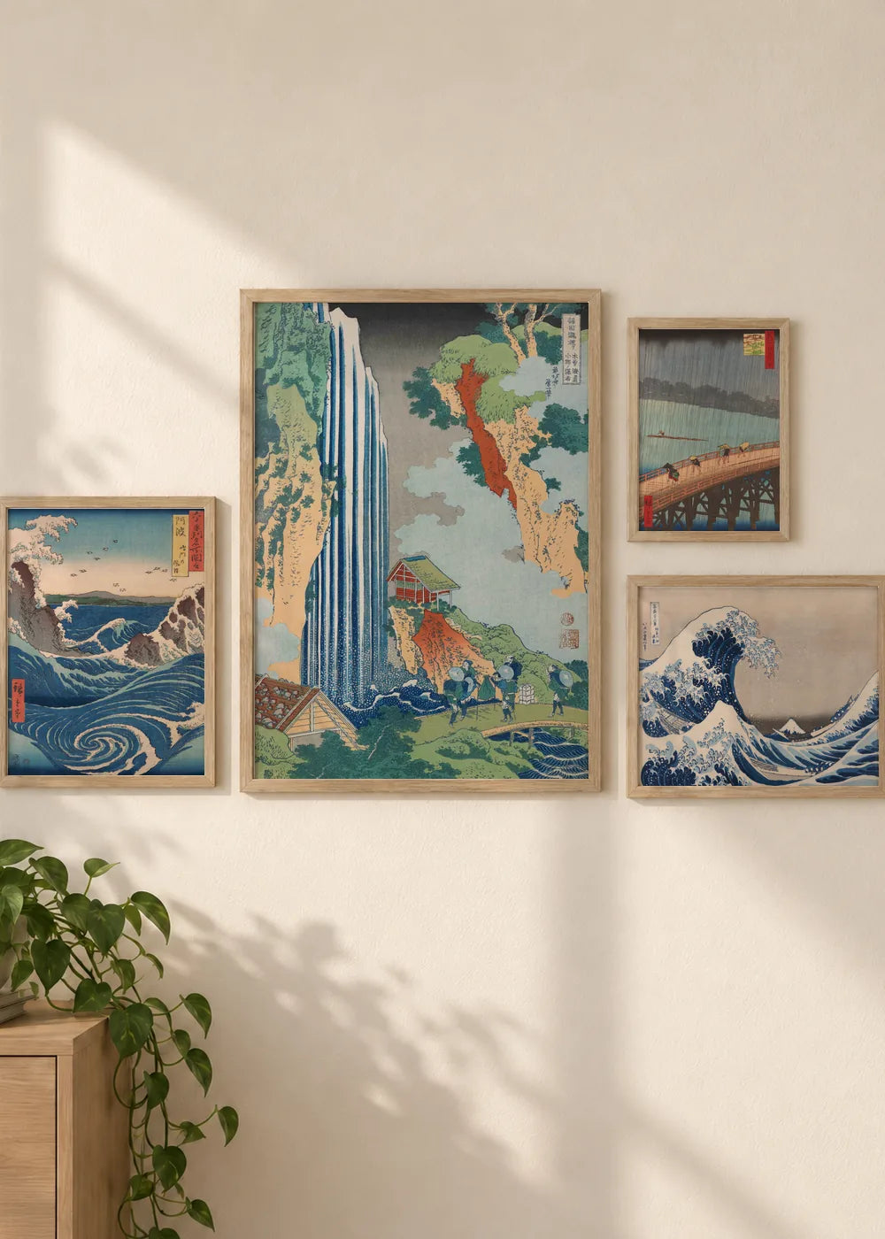 Talasi i vodopadi: set od 4 postera, ceo set u braon ramovima